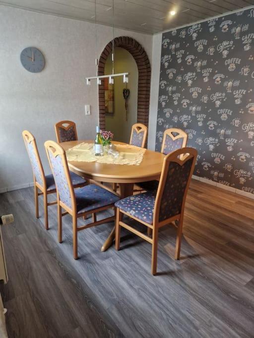 Gemuetliche 3-Zimmer-Wohnung, Zentral Gelegen Apensen Ngoại thất bức ảnh